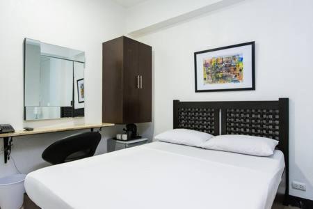 San Agustin Residences Makati City Ngoại thất bức ảnh