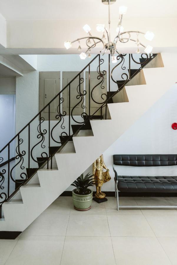 San Agustin Residences Makati City Ngoại thất bức ảnh