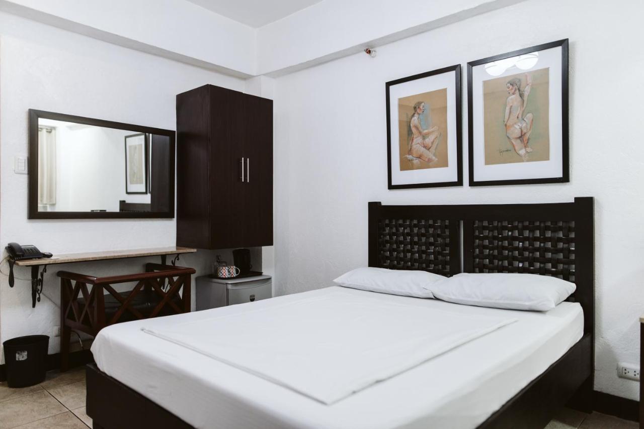 San Agustin Residences Makati City Ngoại thất bức ảnh