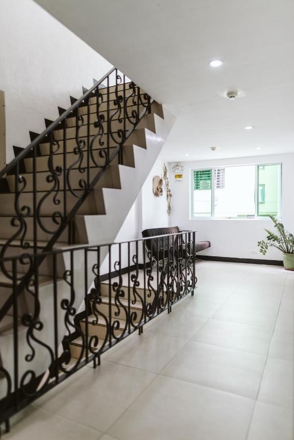San Agustin Residences Makati City Ngoại thất bức ảnh